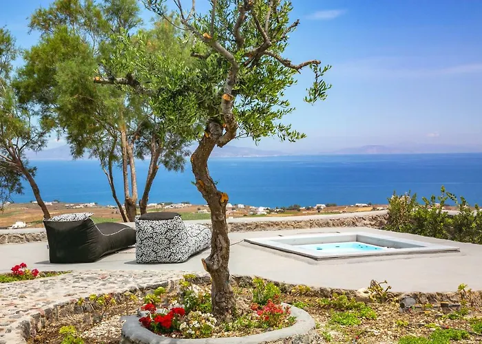 Elysian Santorini * Oia