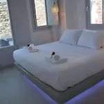 Elysian Santorini *