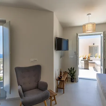 Elysian Santorini Villa *