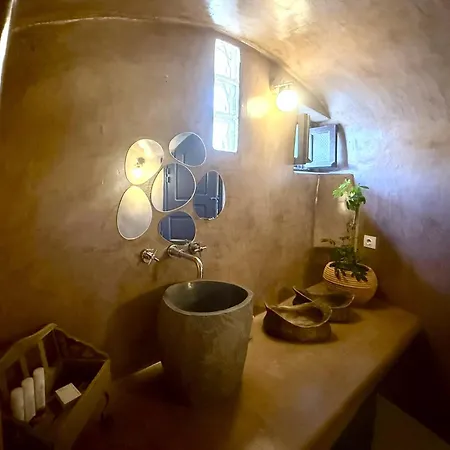 Elysian Santorini
