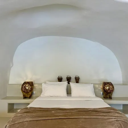 Villa Elysian Santorini Oia