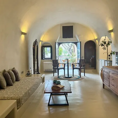 Elysian Santorini