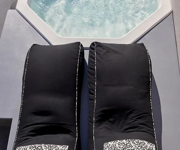 Elysian Santorini Villa