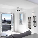 Elysian Santorini Villa *