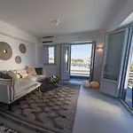 Elysian Santorini *