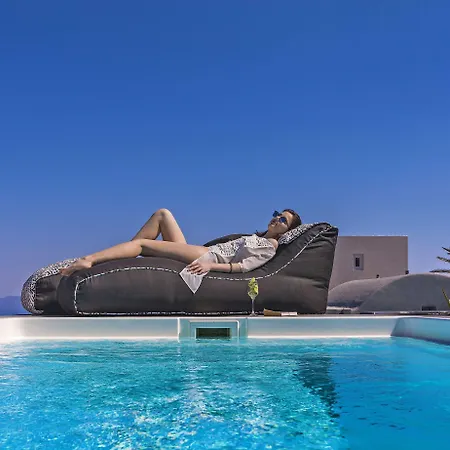 Elysian Santorini Villa *