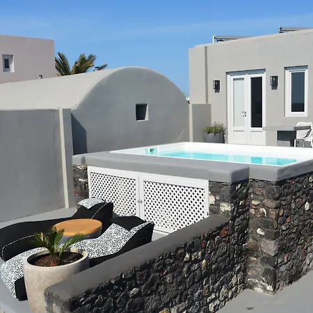 Elysian Santorini Villa *