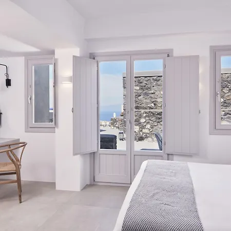 Elysian Santorini *