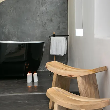 Elysian Santorini * Oia