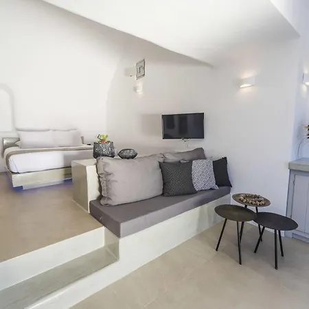 Elysian Santorini Villa