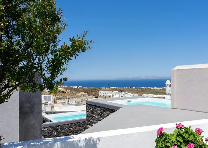 Elysian Santorini Oia