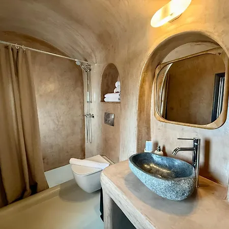 Elysian Santorini * Oia
